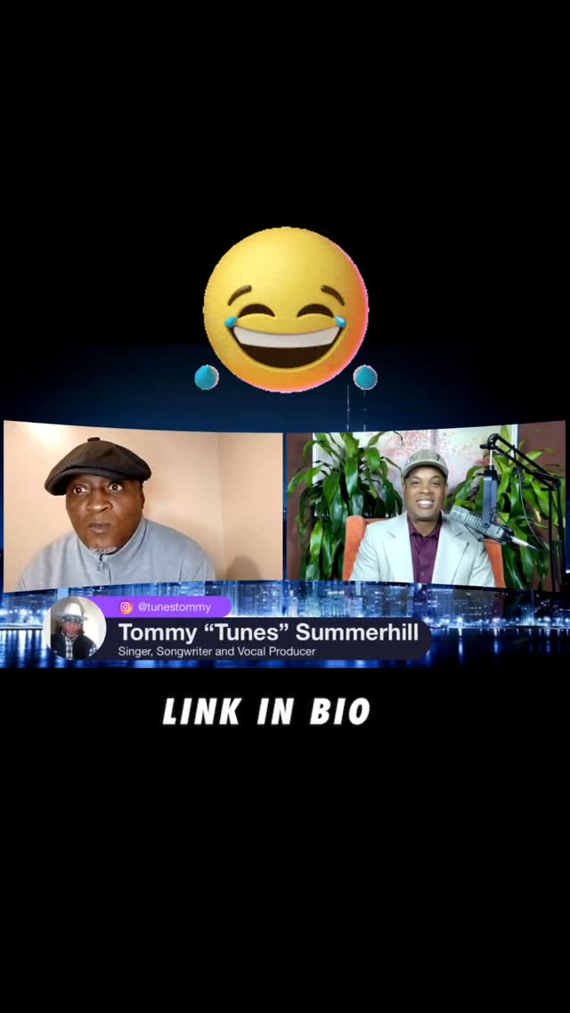 Oye mi Gente! What a fabulous time interviewing Tommy Tunes Summerhill on the show tonight and I want to thank you all for being there and supporting the show! You will be inspired on his journey working with great artists he has worked with and also sat down with. Let's goo! Daleee!

Watch the full interview link by clicking on the link in my bio! 

#talkshow #progressnotperfection #musician #musicproduction #vocals #makingadifference