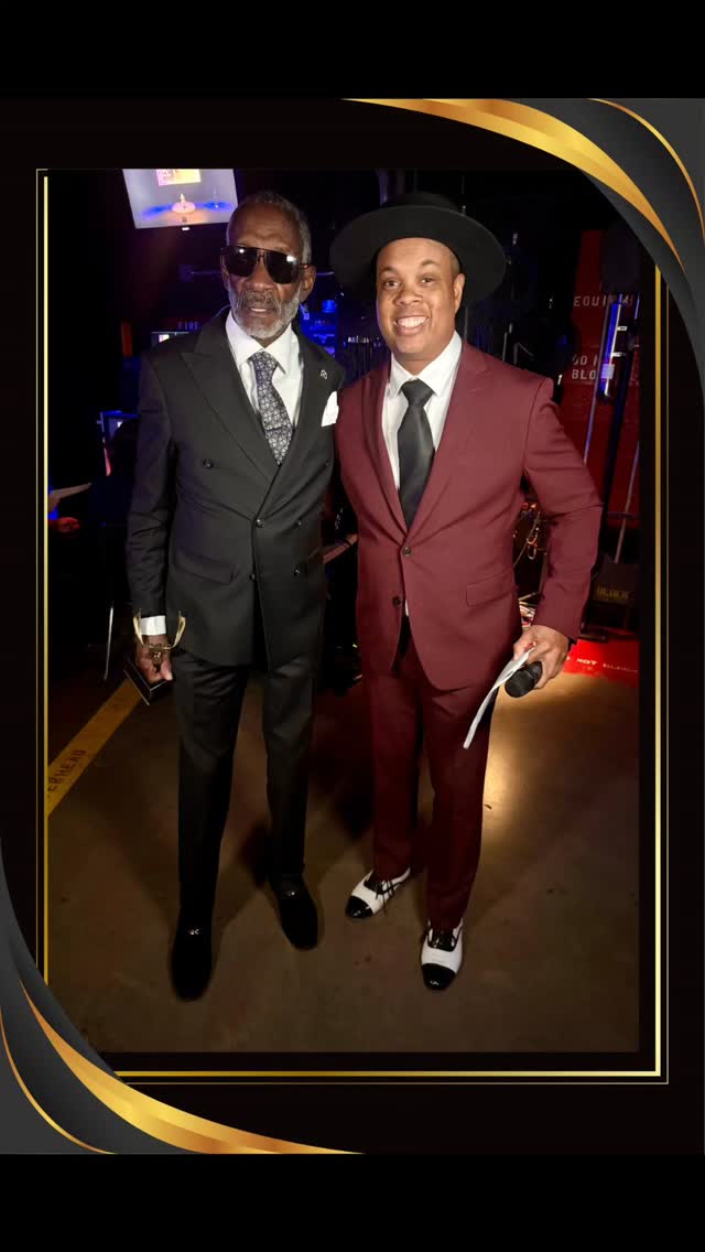 Oye mi gente! So this gentleman here is someone special, I didn't know who he was because I thought that he was another filmmaker. So while I was getting ready to announce the next presenter this gentleman was accepting his award, one of the people backstage and said that's "Papa Snoop"  Snoop Dogs father!  I was realllyyy! Lol, So I had a chance to speak with him for a little bit and he was awesome human being! Thanks for the chat Papa Snoop!

#snoopdogg #papá #thankyou