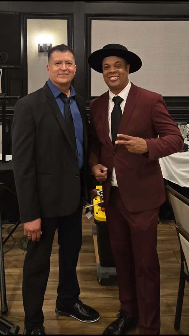 Its been a while since I was an Emcee for a wedding and last night was epic to make Mr and Mrs Fiore Special! Big shoutout to Dj Numo Dan of  Frequency Entertainment for rocking it with me! Dalee! 

#wedding #djservices #emceelife
